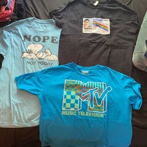 Three Graphic T-Shirts (Large)